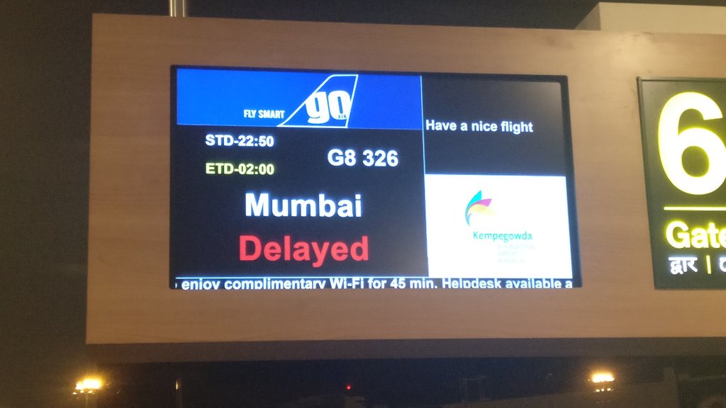 manandhawan's tweet photo. GoAir being GoAir. Giving us awesome experience 2nd time in row. Kudos to the@goairlinesindia team. #Bad #CustomerExperience https://t.co/tfw8rgGCpa