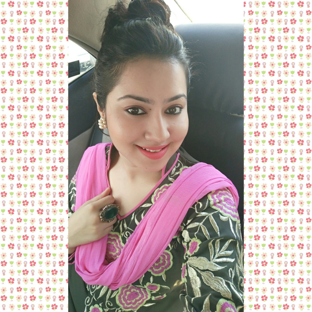 AhmizaF's tweet photo. Week starts with a big smile #sunday #work #fresh #tweet https://t.co/f7gRx7P1O7