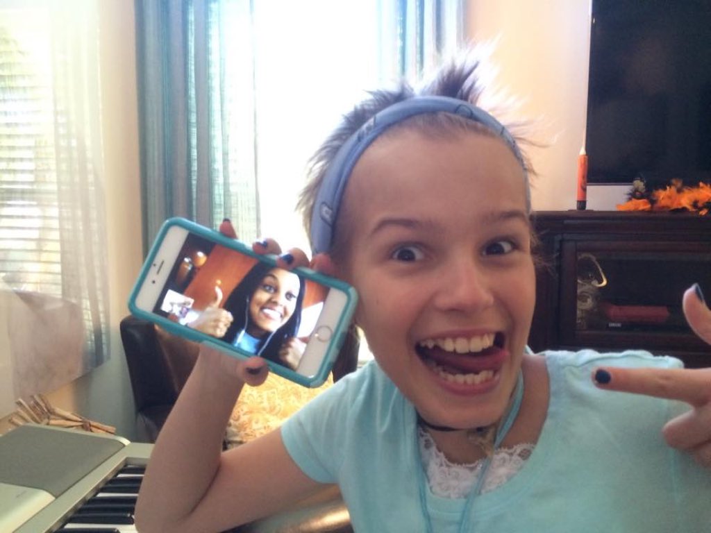 TeamKateAmato's tweet photo. "😍 FaceTime w/ #RuthB!!😍thank u for calla,emails,&amp;❤️ that made this happen. Kate is over the moon! https://t.co/TmaQ6wGxAM