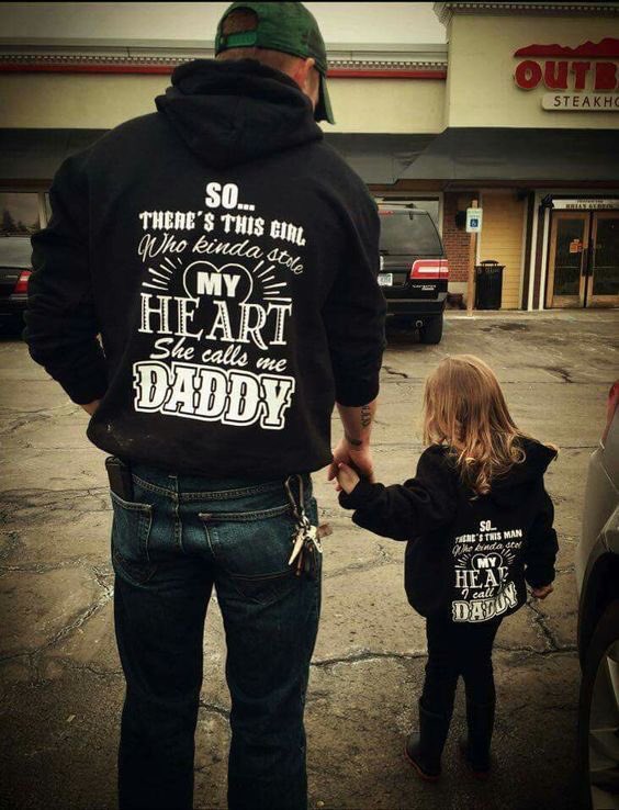 2karend's tweet photo. @hartluck @Pink melts your hart do t it? https://t.co/ArjM8aiayJ