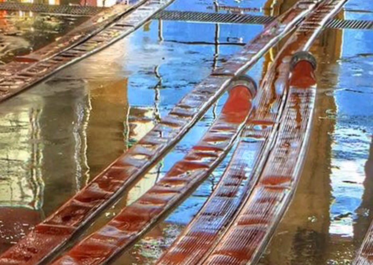 CanmoreFireRes's tweet photo. #Training4Success at Station-31 today as we hold a Firefighter NFPA Standard 1001 Part 1, S-401 Fireground Water Supply Course. https://t.co/sGtSNxakZI