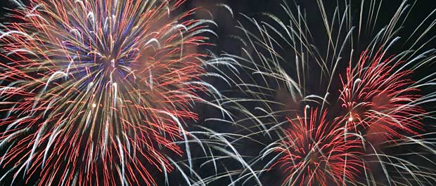 Looking for a fireworks display in the Cotswolds? Try cotswolds.org/firework-displ… - And if your local fireworks show isn't listed, let us know!