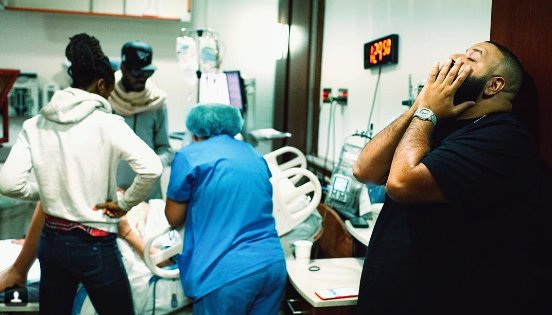 BuzzFeed's tweet photo. OMG, DJ Khaled snapchatted his son’s birth while playing his own music https://t.co/YaBDXUBA05 https://t.co/EBI91iwdIA