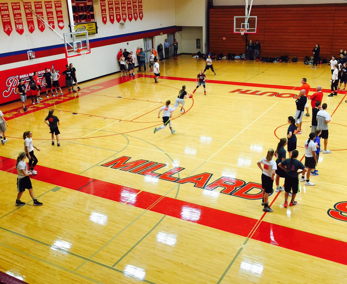 NebraskaAttack's tweet photo. Excellent Tryout/Workout this afternoon. 60+ High School girls in attendance. A ton of talent. Excited about our future. #Attack https://t.co/8Q4VPqzCDW