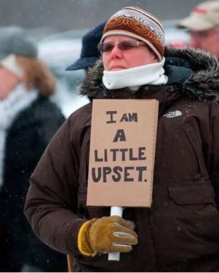 FunnyQuotees's tweet photo. When you want to go off on the ref but aren't trying to get tossed https://t.co/7ehQTZ2l4Q