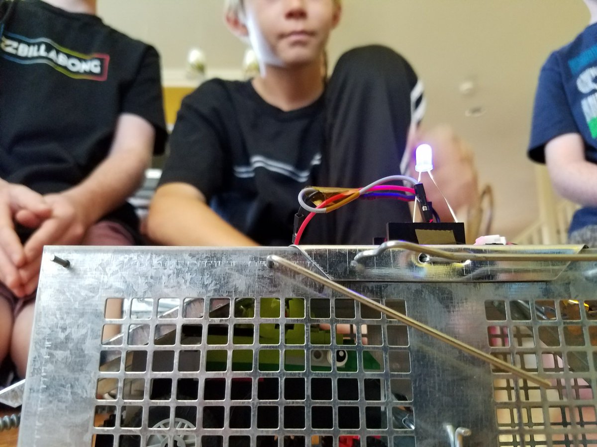 Pithons's tweet photo. Pithon kids say dead mice make us sad but @deadmau5 makes us happy. Perfect tunes 4 building a smart mouse trap! #SavingMice #FreeTheMau5 https://t.co/9KYqC8KRXY