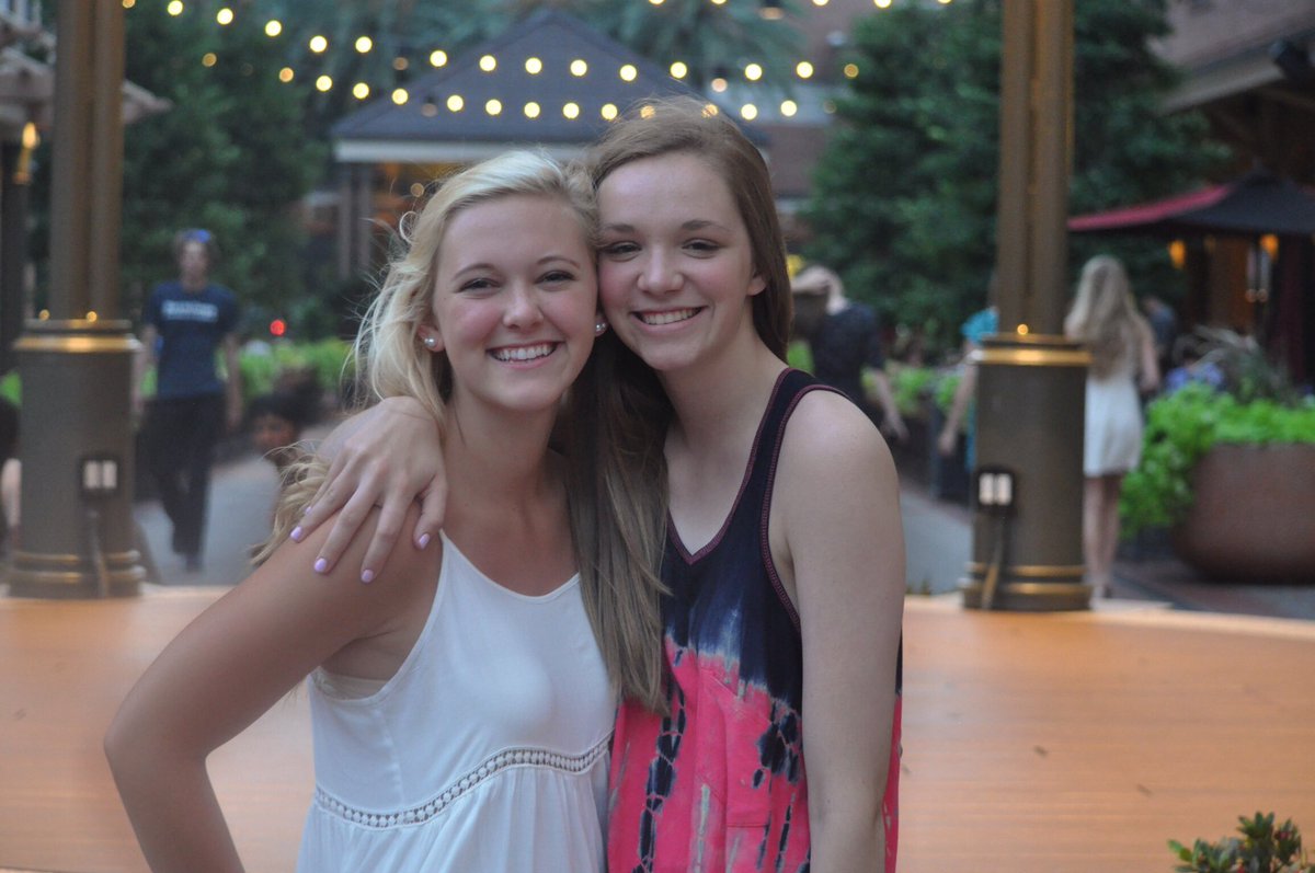 Huge congrats to my best friend for committing to play D1 volleyball😊 so proud of you. You deserve this more than anyone❤️🎉🍭