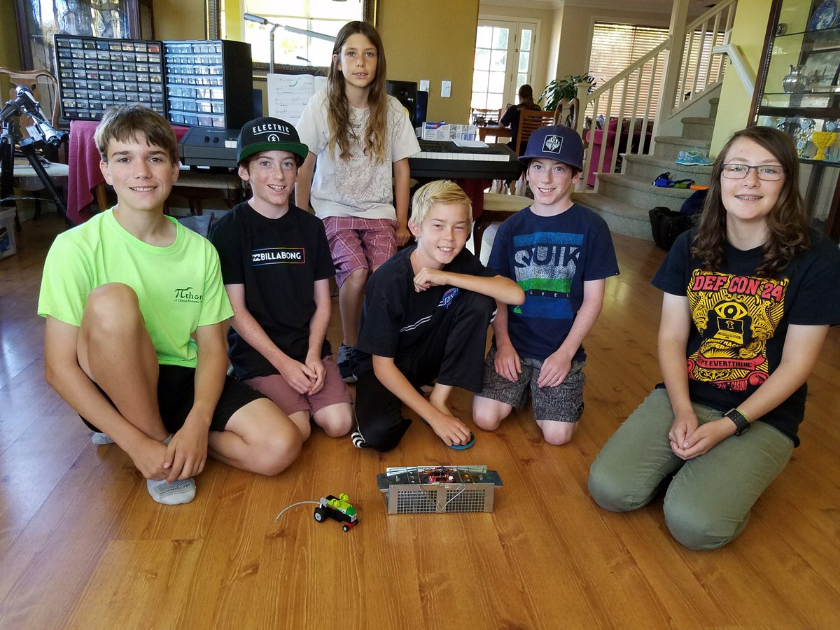 Pithons's tweet photo. Pithon kids say dead mice make us sad but @deadmau5 makes us happy. Perfect tunes 4 building a smart mouse trap! #SavingMice #FreeTheMau5 https://t.co/9KYqC8KRXY