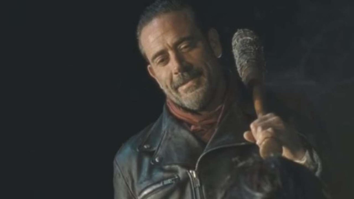 NewsOfTheDead's tweet photo. THE WALKING DEAD Season 7 PREMIERE RECAP (SPOILERS INSIDE!) https://t.co/jo3SGiUO0D https://t.co/5HawVtn6Qm