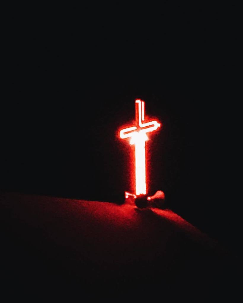 eldavidflws's tweet photo. All of the lights #neonlights #sundaylights https://t.co/uTvVXfVoSX https://t.co/fE02Hel3we