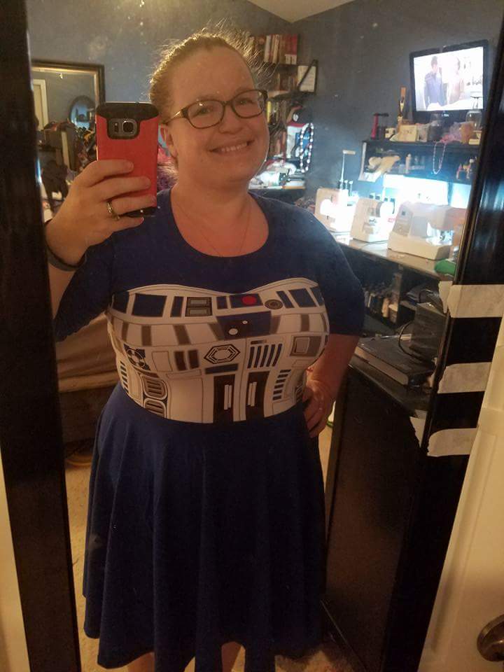 stacykobe's tweet photo. Color Blocked Sweetheart dress with Robo Panels from Sweet n' Charmed! I would love some drawers to store my notions... #P4PSewWinBuild https://t.co/gawGUIHpSR
