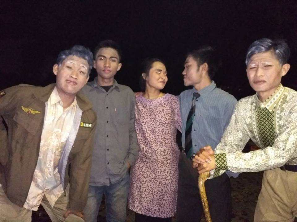 Para pemain Pentas Tunggal lakon DALIMIN.. Semangat, teman-teman!