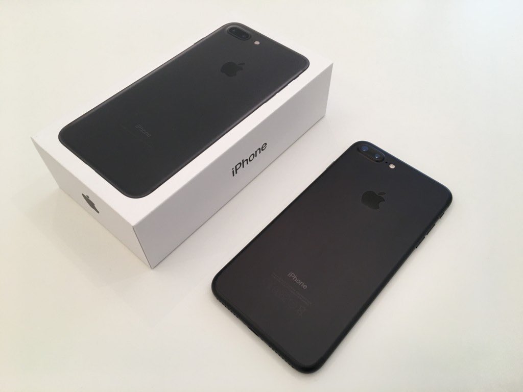 IsabelaGuss's tweet photo. En 20 minutos se rifara este iPhone 7  Plus entra aquí 👉🏻https://t.co/8wJ7gwWpar👈🏻 y regístrate. 🍎 https://t.co/B3UqA2ezQY