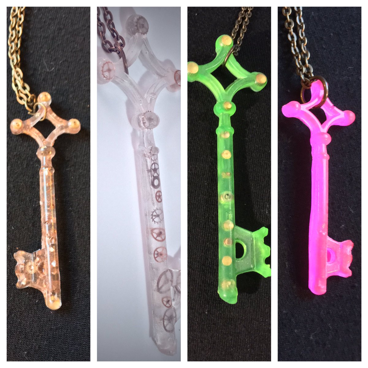 WholihansWares's tweet photo. #attackontitan #erenskey #erenjaeger #steampunk #shoplocal #madeinmichigan Pendants for sale at https://t.co/NXctZZk1vt https://t.co/fC4tgtVycC
