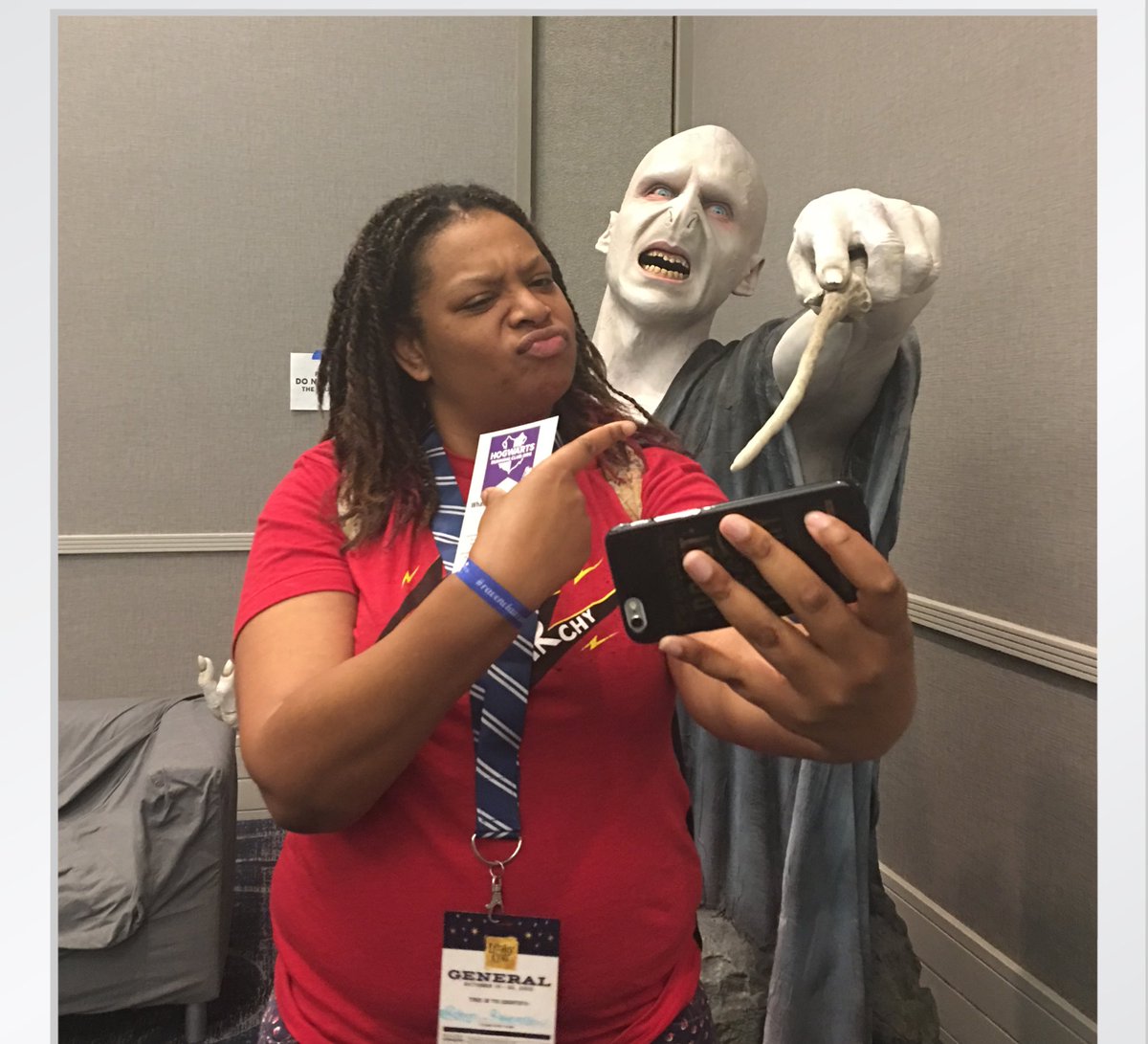 betwixtRAIN's tweet photo. What happened to #WizardTeam @robyn_ravenclaw? You exploring the dark arts at #leakycon2016 ? https://t.co/0RVktRmVqE