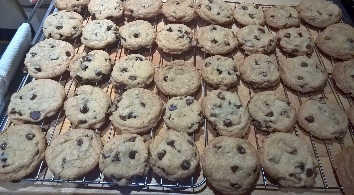 adishsoup's tweet image. FINALLY thin and crispy cookies! Thanks @bittman #howtobakeeverything