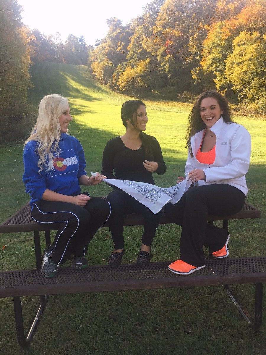 SRUmilsupport's tweet image. capture the flag and cooking out = BOND-tastic!! thank you to everyone that came, we hope you had a great time!💚 #rocksolidsupport