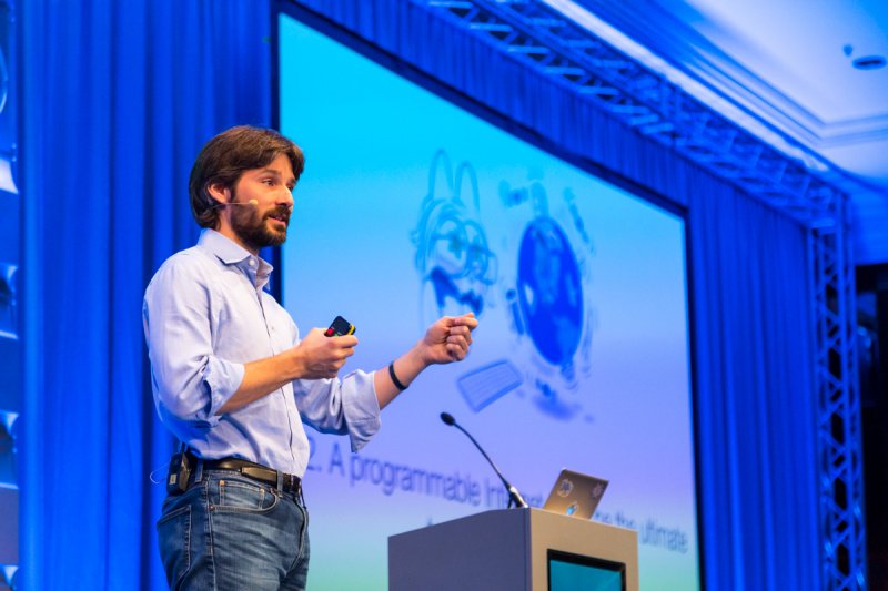 linuxdotcom's tweet photo. Docker is focused on building “tools of mass innovation” via @solomonstre at #LinuxCon: https://t.co/62moFwN6PS https://t.co/QObznl1Pao