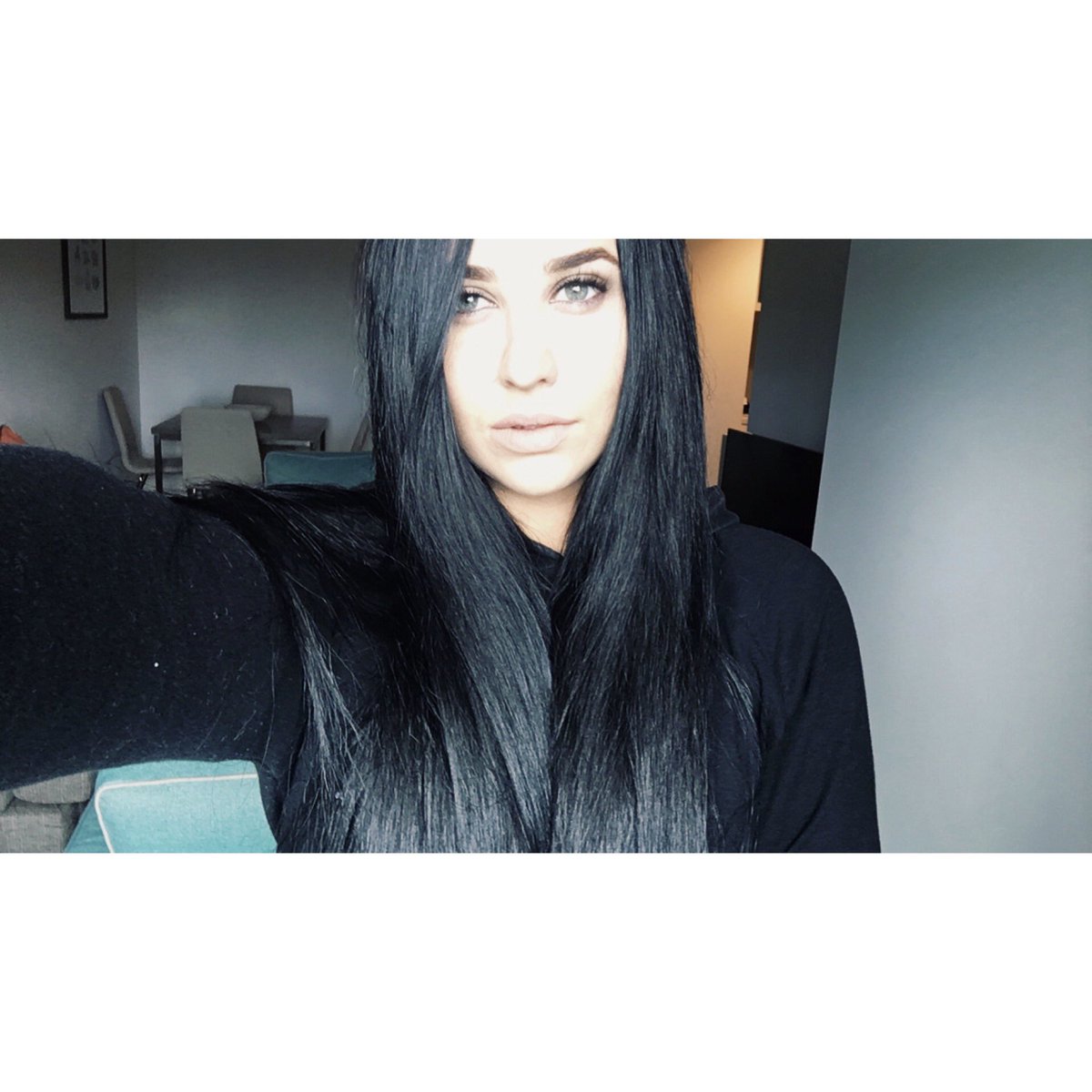 Chaos_Hair_Ext's tweet photo. 24" Black Russians mmmm don't we just love our Russian line #russianextensions #russianhumanhair #bestextensions https://t.co/RDXet3ZrTf