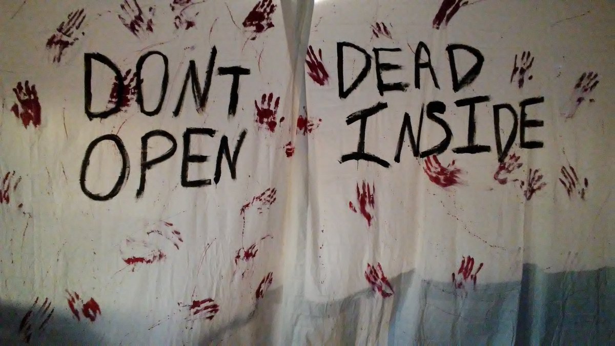 EmilyLeneWx's tweet photo. #twd #thewalkingdead #talkingdead #WalkingDead #ealkingdeadpremiere https://t.co/lgtgJRKqYI