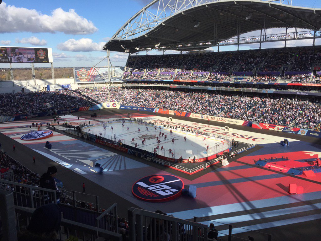Jeffrey Huzel (@stretchwpg) on Twitter photo What a sight. Great day for outdoor hockey. #HeritageClassic What a sight. Great day for outdoor hockey. #HeritageClassic