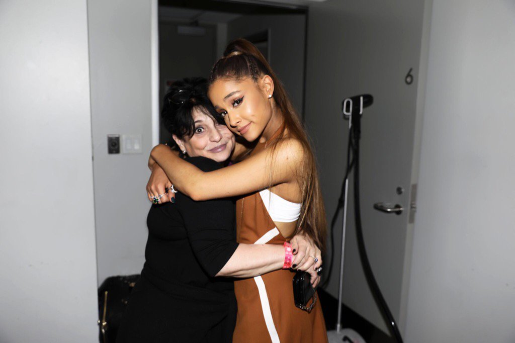 joangrande's tweet photo. Me &amp; my beautiful girl, last night where she crushed it @HollywoodBowl ! I love you @arianagrande .. see you later ;) https://t.co/mJYtCgI4dE