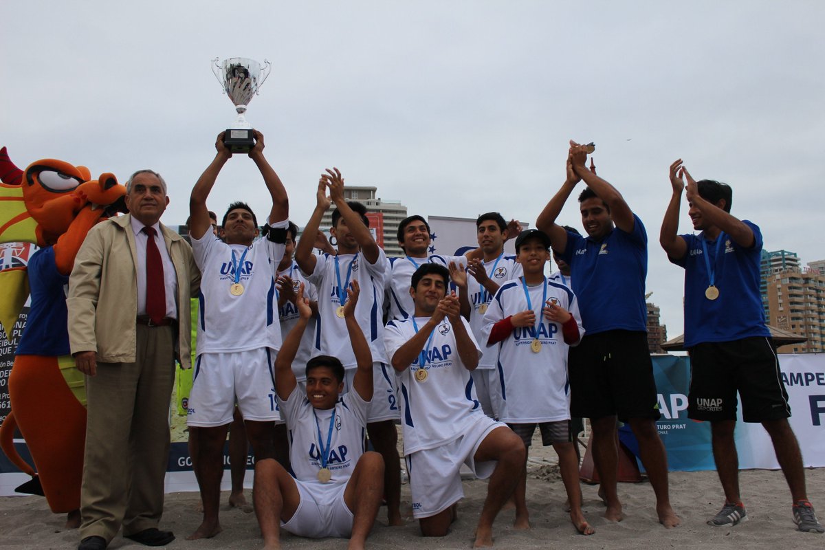 Fenaude's tweet photo. UNAP, UCSC Y PUCV LOS CAMPEONES DE LOS CNU DE FÚTBOL Y VOLEIBOL PLAYA 2016 - https://t.co/1KVHpPIaZB https://t.co/NaQ2z0QVjf