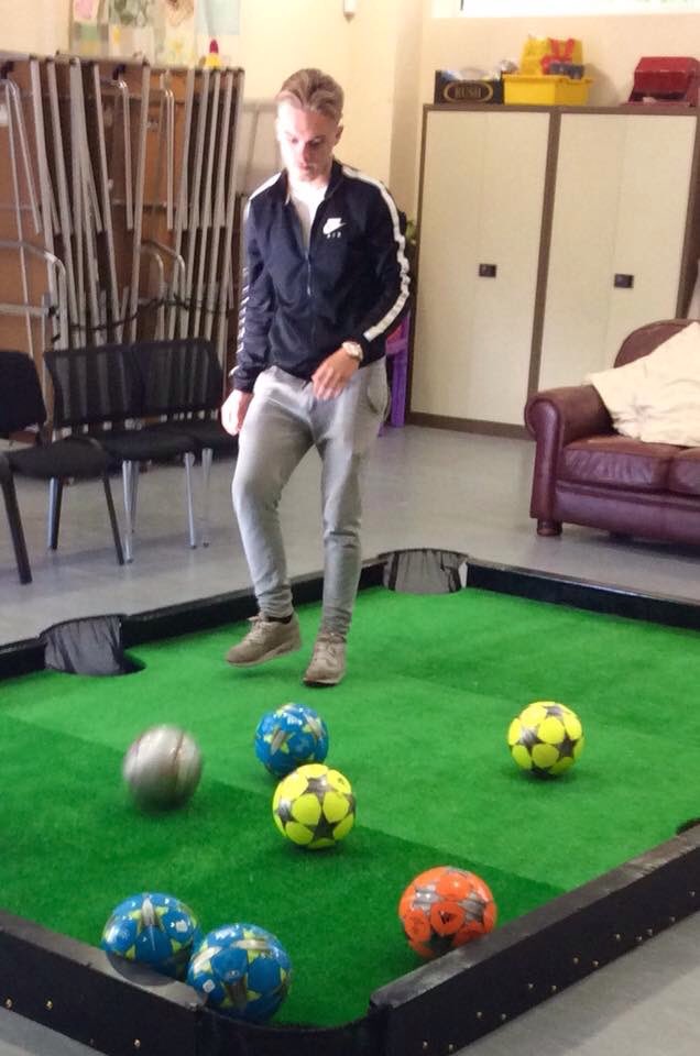 kick_pool's tweet photo. #football #pool https://t.co/KW8K82haz6