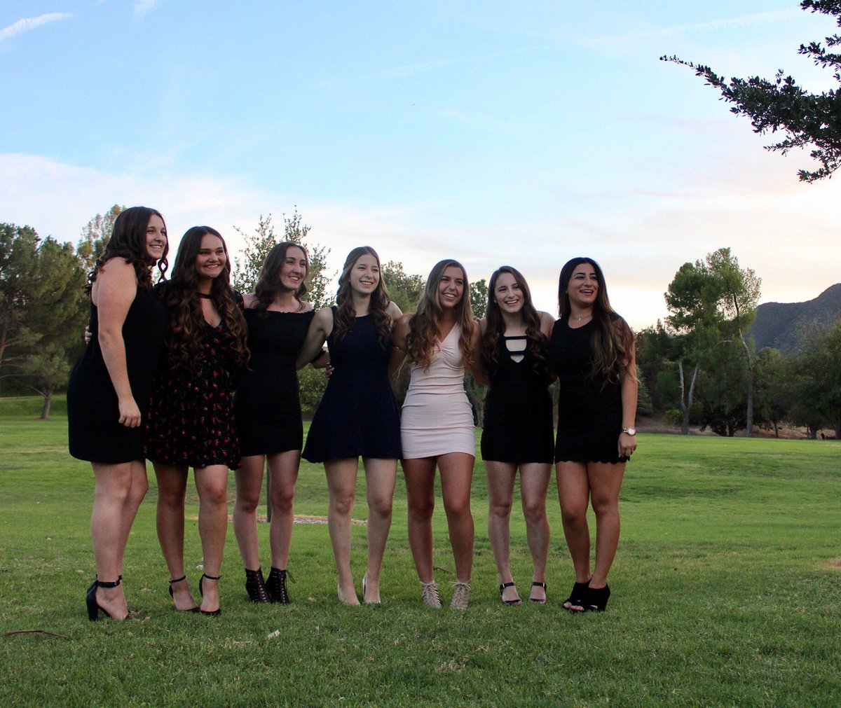 shirabargel_'s tweet photo. last homecoming but not least https://t.co/6jNvv8PSBT
