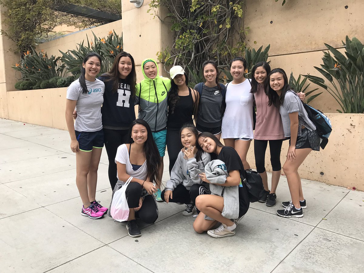 erinthhuang's tweet photo. Leg day w these gals #AidsWalk2016 https://t.co/BZ7HL3RMfe