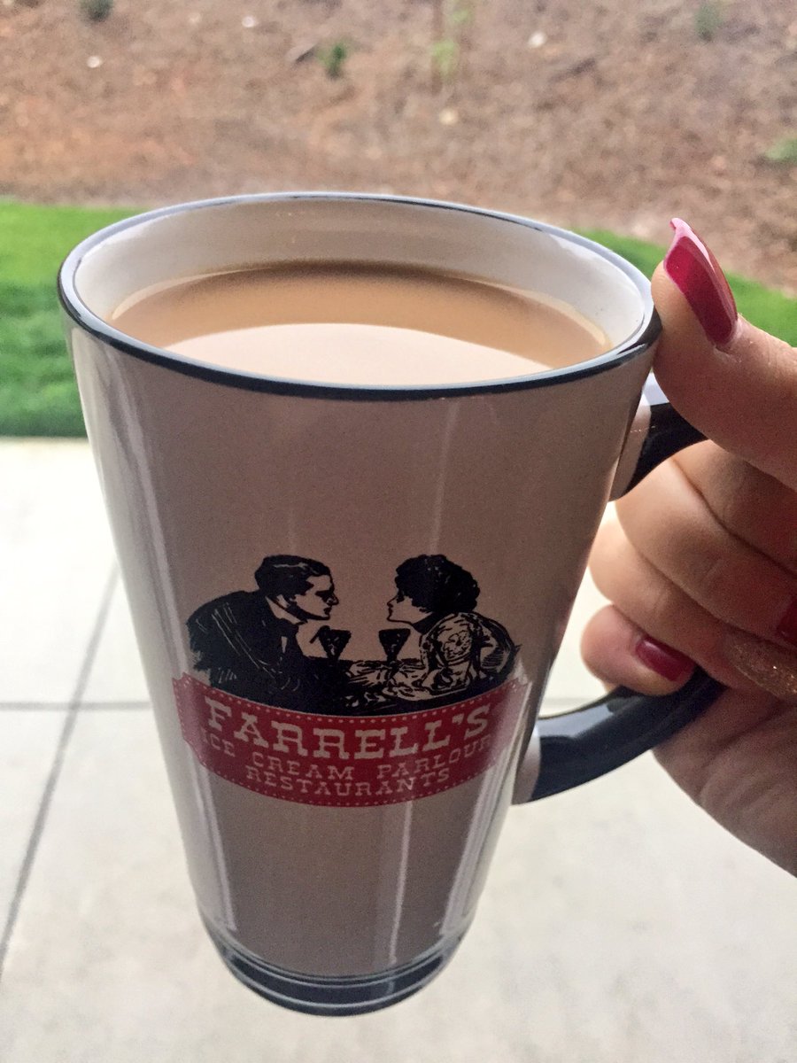 FarrellsUSA's tweet photo. Rainy Sunday's are meant for reflecting on life's blessings and enjoying a warm cup of something ☺️ https://t.co/iPKmZONqWl