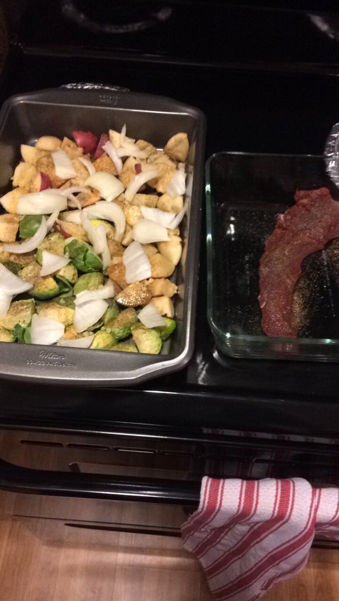 jk31_hunt's tweet image. Venison for dinner. I like to know where my food comes from. #EatWhatYouHunt #Hunting #FromFieldToTable