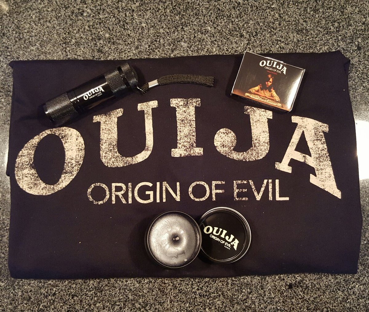 CRISCOKIDD's tweet image. Might need to go see @OuijaTheMovie  once again just to kick off Halloween week right! #OuijaMovie #OuijaOriginOfEvil