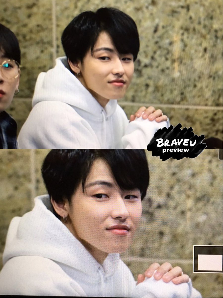 u920409's tweet photo. <preview>161024 골든비 마스크팩 사인회  
#유권 #김유권 #ゆぐ #블락비
오늘도 멋져여ㅠㅠㅜㅜ https://t.co/1j5FkhkGwZ