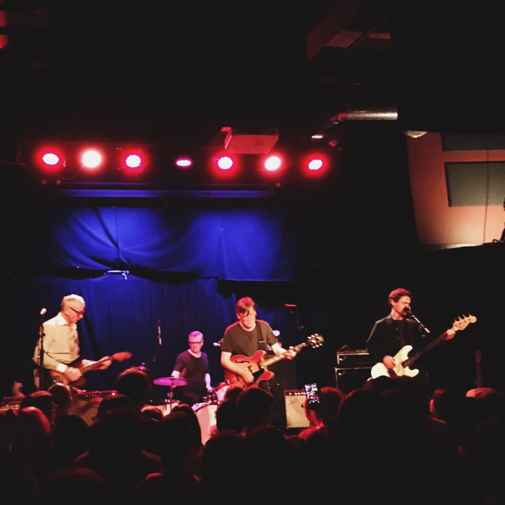 coolguitarboy's tweet photo. i feel like @TeenageFanclub tonight. https://t.co/2fjWlQ8XIy