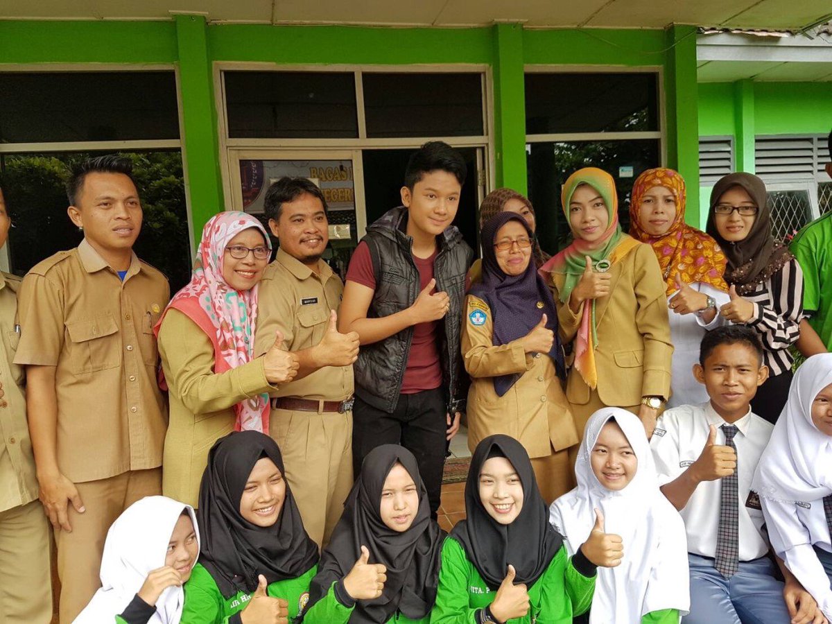 AEP tweet media
