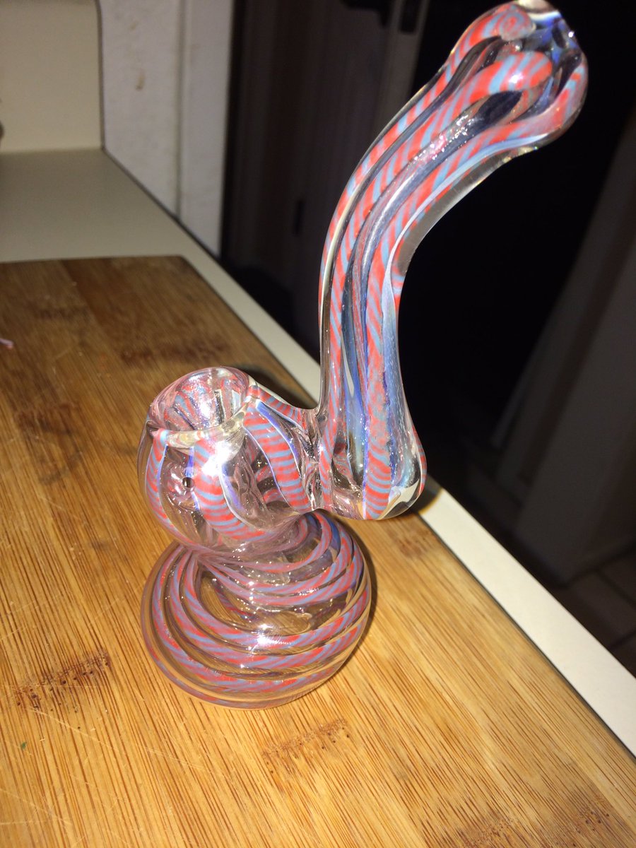 jackN1GHT's tweet photo. Local dispensary had 25% off glass and gear had to stop but and get these #cannabis #glass #pipes https://t.co/Mqt6Ja3P1v
