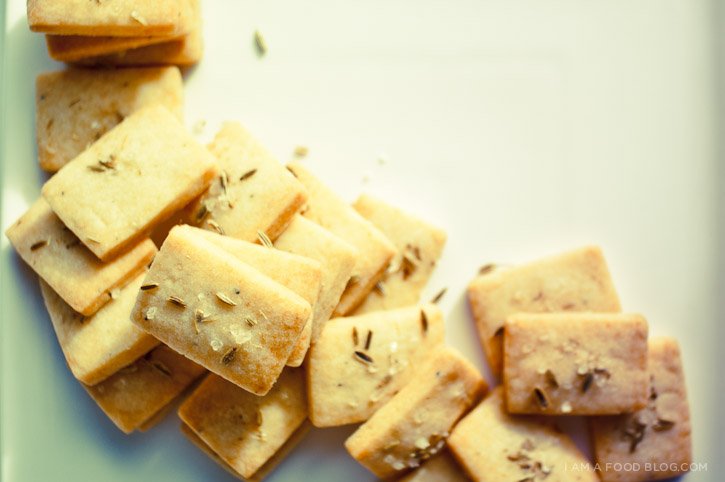 Parmesan Fennel Shortbread Recipe

Read More Here
bit.ly/1RLYGZP