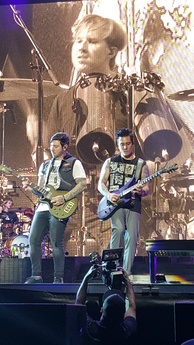 OmenatSea's tweet photo. Amazing, Life changing experience. Finally saw my favorite band, @TheOfficialA7X after all these years. I can now die happy. #Aftershock2016 https://t.co/qB8KGILmjA