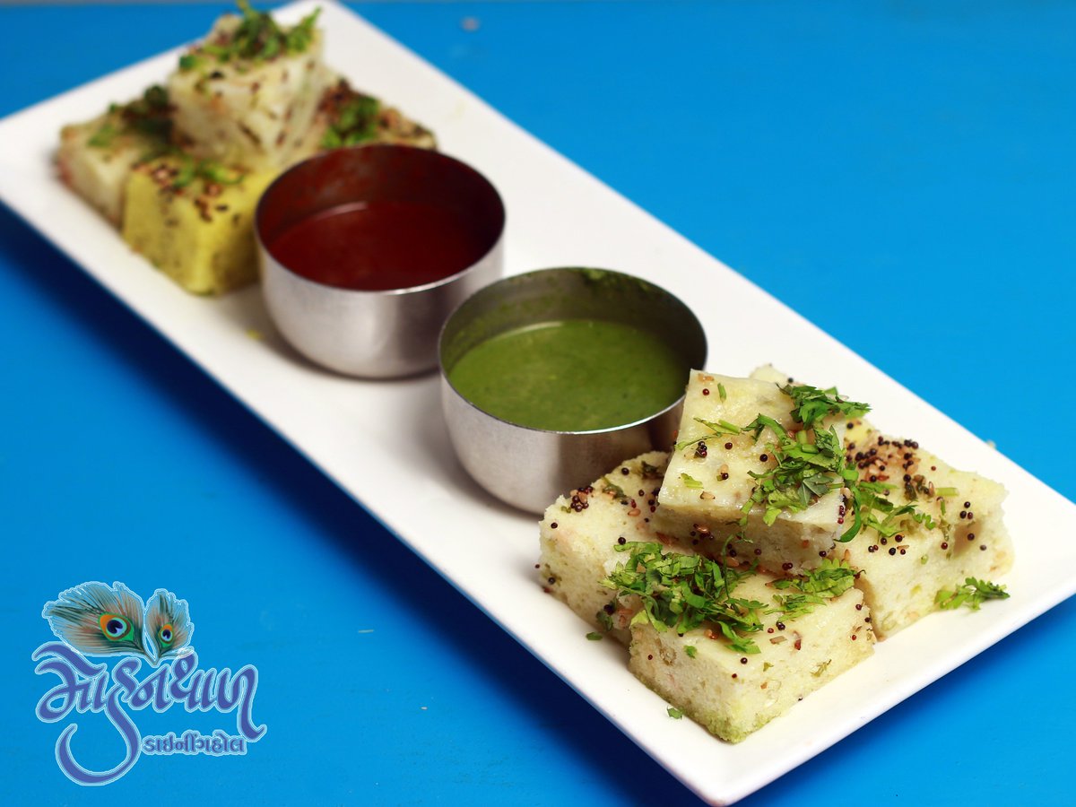 Mohanthal1's tweet photo. Taste this mouthwatering and tempting dish only at Mohanthal Dining Hall
Book your table now on 0265 - 2981277 
#vadodara #Mohanthal #Dhokla https://t.co/WSnCQv8GyT