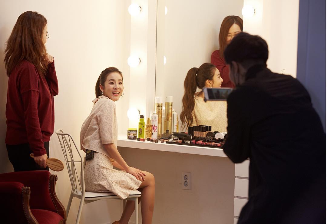 WeLoveDara's tweet photo. [photobe_studio IG] #photobe #photobestudio #photo #GetBeauty #SandaraPark #SsinNim #horizonrentalstudio 

https://t.co/lAZ4ntOyCB https://t.co/MsGnX4Paft