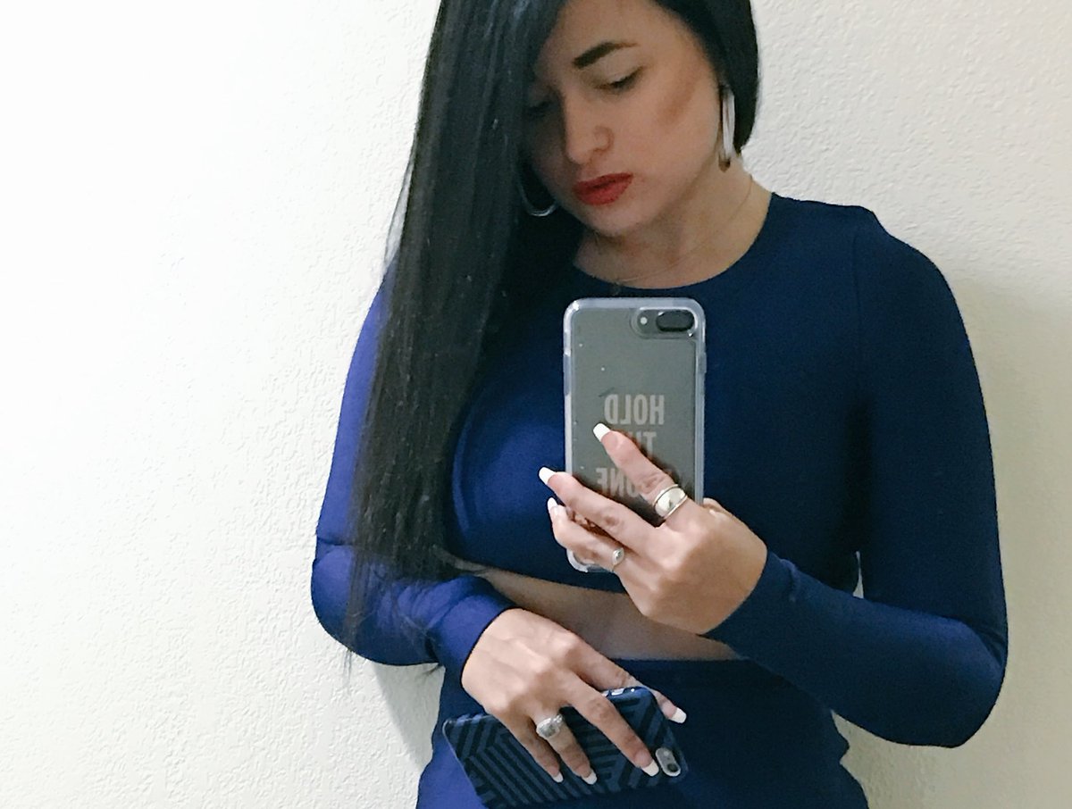 laurenhornelo's tweet image. #BlewUp #Slowly #100questionschallenge #LOLO #AlabamaHorne📯