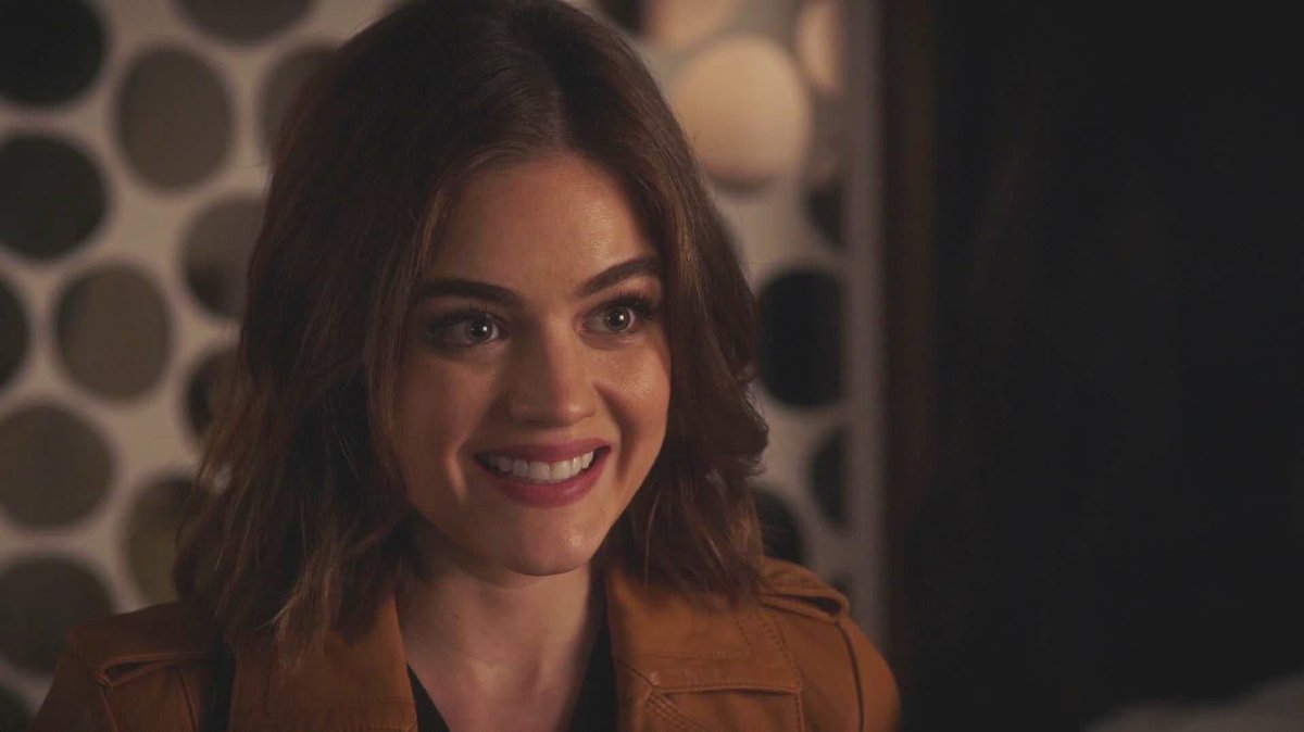 gooseiheart's tweet image. 📷 Już w środę Lucy ostatni raz w życiu wcieli się w postać Arii Montgomery... #GoodbyePLL