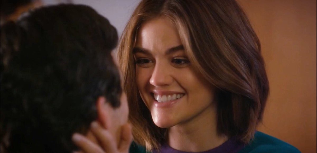 gooseiheart's tweet image. 📷 Już w środę Lucy ostatni raz w życiu wcieli się w postać Arii Montgomery... #GoodbyePLL