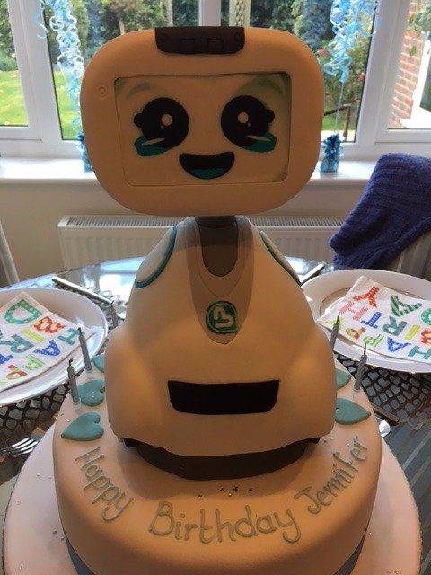 adoptbuddy's tweet image. A fan of #Buddy, the companion #robot has created a delicious work under the effigy of Buddy thanks to @CakeStore London. #DIY