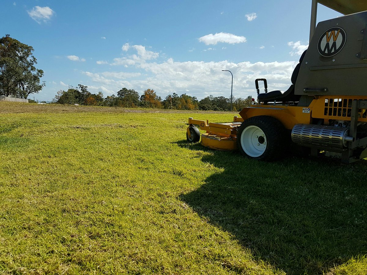 sethslgc's tweet photo. Quality acreage lawn care at its best.

#Bolwarramowing #Maitlandmanicure #walker https://t.co/86VrFZjhhz