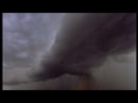 TubeFear's tweet photo. Megalightning - Full Documentary - https://t.co/DrnKgvPDWO #Beyonce #DisastersDocumentary #Drake #Frozen #Happy #Minecraft https://t.co/JPkObadoAn