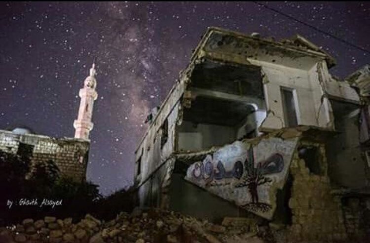 Hasanalmossa's tweet image. Steadfast Despite the pain and the bombing and killings in the nation seeks to destroy all the world and you also #syria