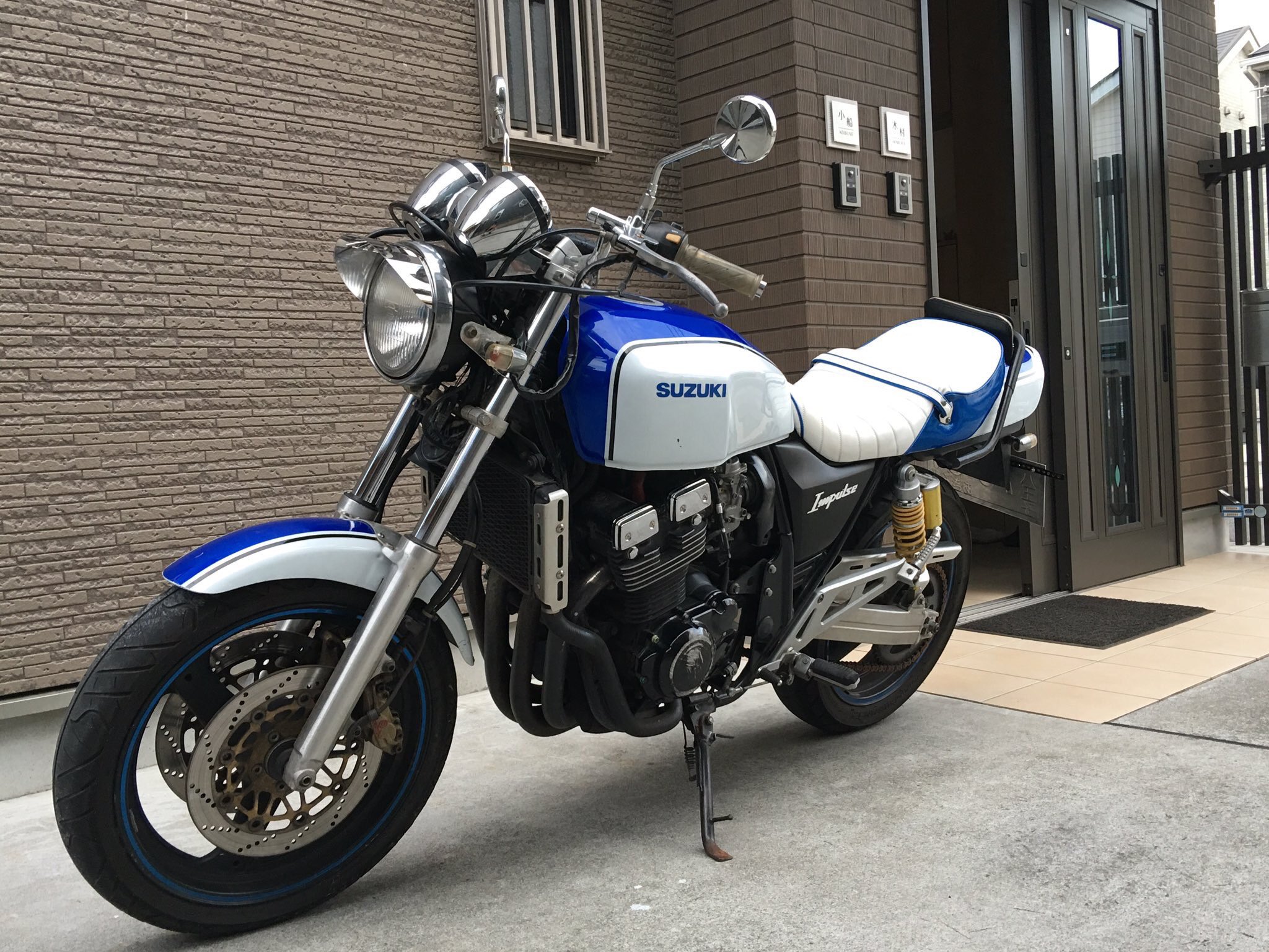 SUZUKI インパルス 400シート ホワイト