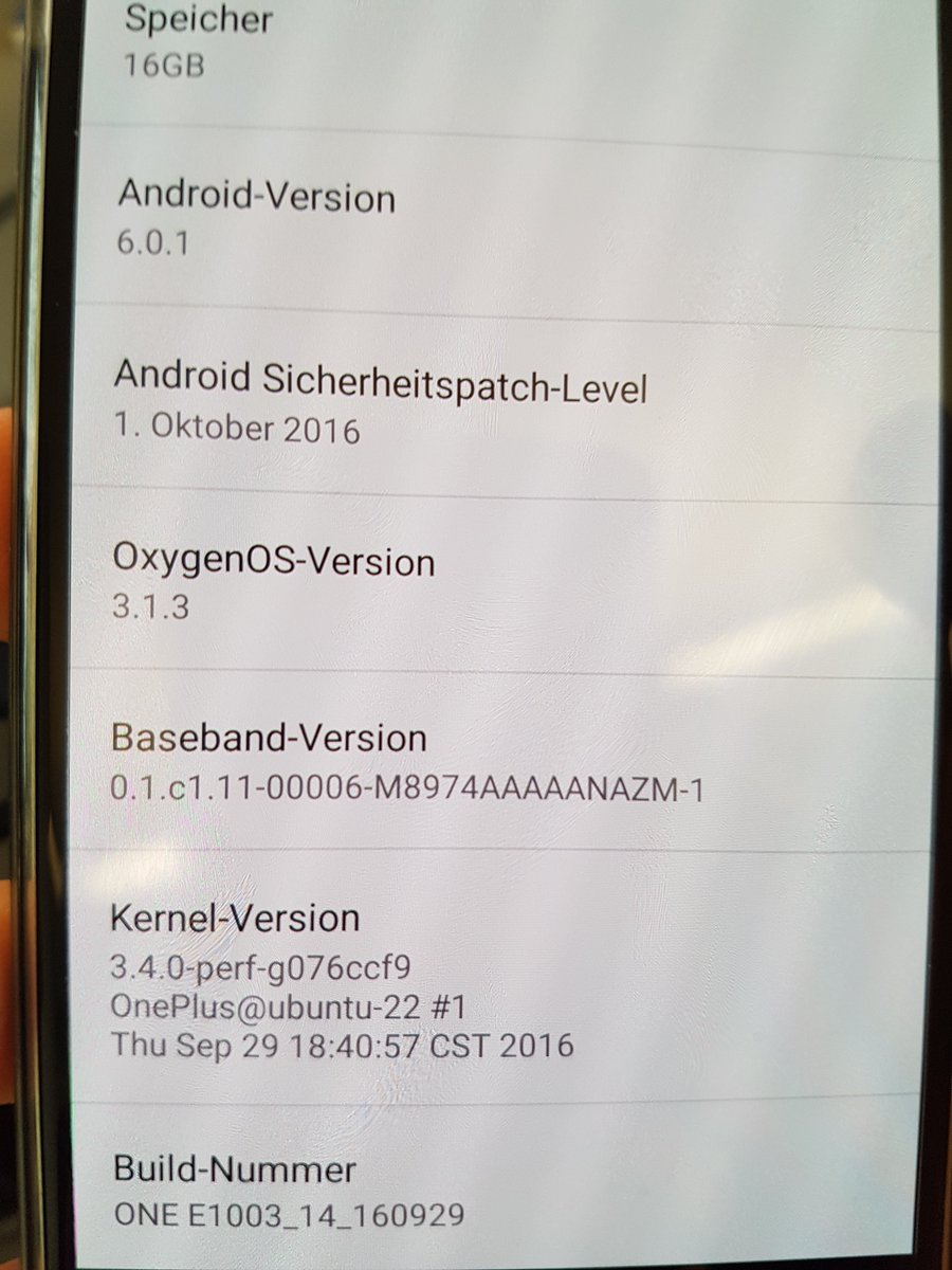 DJRedkay's tweet photo. @OnePlus_Support The ironic thing is I can't since the gallery/camera app is crashing all the time. Seems to be a common problem so far. https://t.co/KZc5oB3VI3